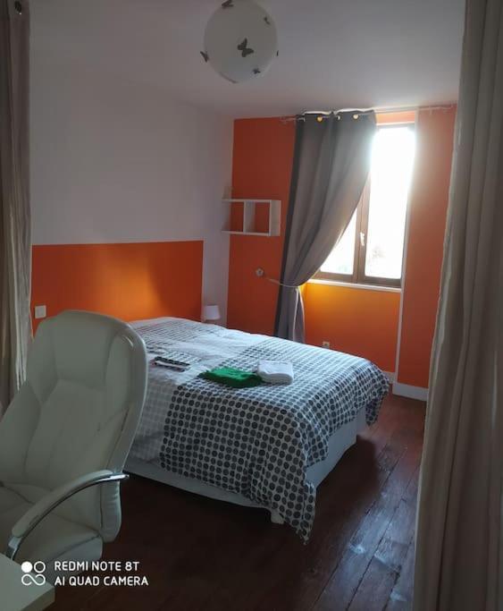 Appartement Hibou Pesmes Екстериор снимка